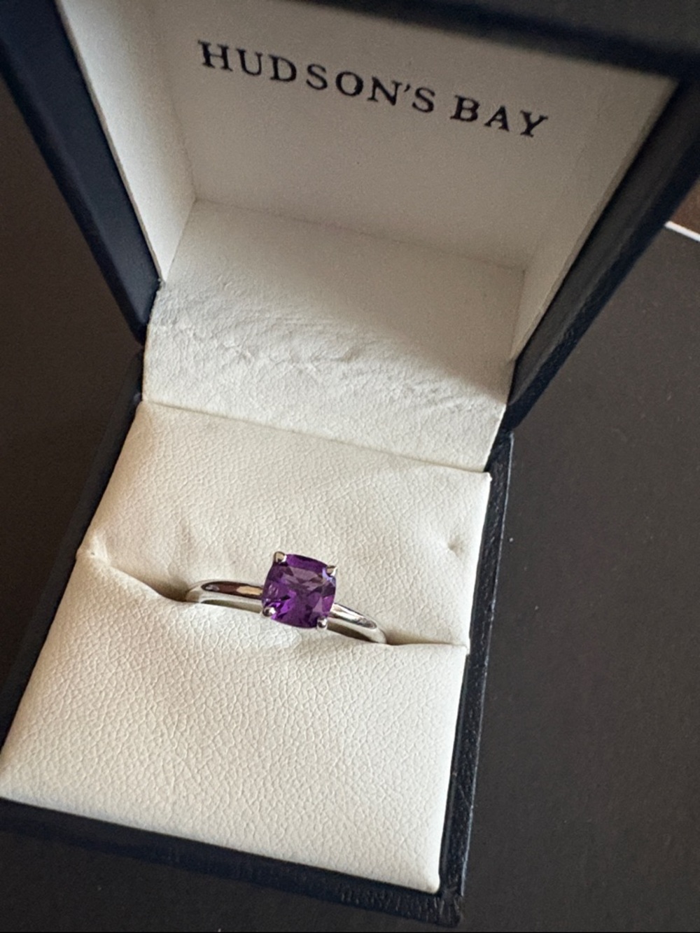 925 Sterling Silver Ring with genuine amethyst Gemstone